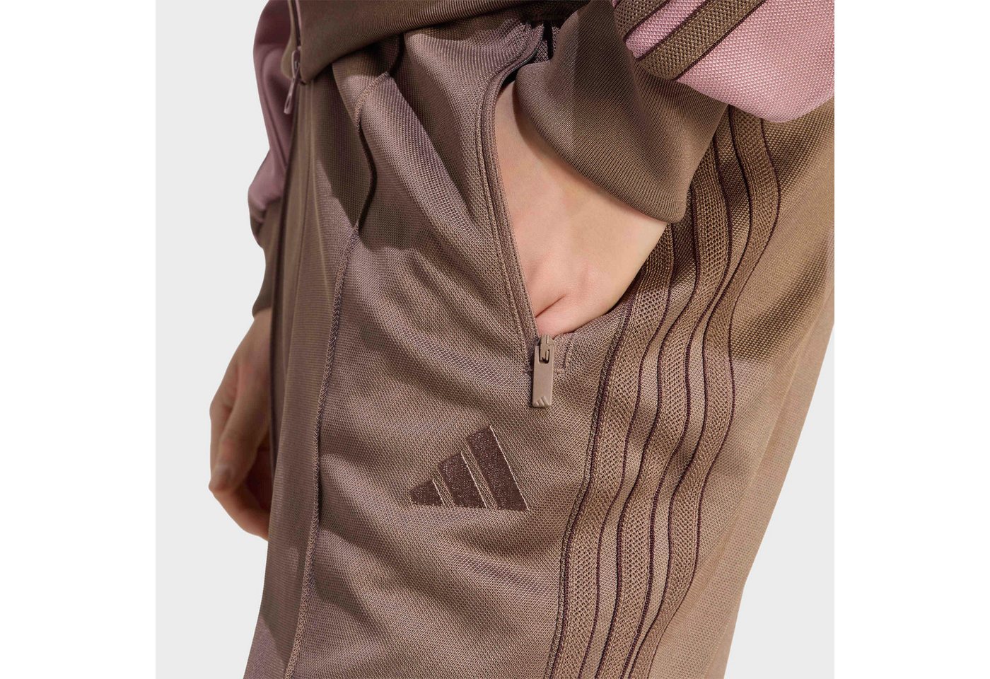 adidas Sportswear Sporthose STADIUM PIKEE, LOCKER GESCHNITTEN mit lockerer Passform, aus Polyester und Baumwolle