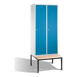 C+P Umkleidespind Classic mit Sitzbank, 2 Abteile, H2090xB810xT500/815mm Front Lichtblau Korpus Lichtgrau