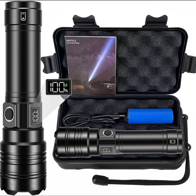 Lampe Torche 500000 Lumens – Portée Jusqu'à 999,7 Mètres – 5 Modes D'Éclairage – Batterie 5000 Mah – Usb-c Pour Chargement Rapide