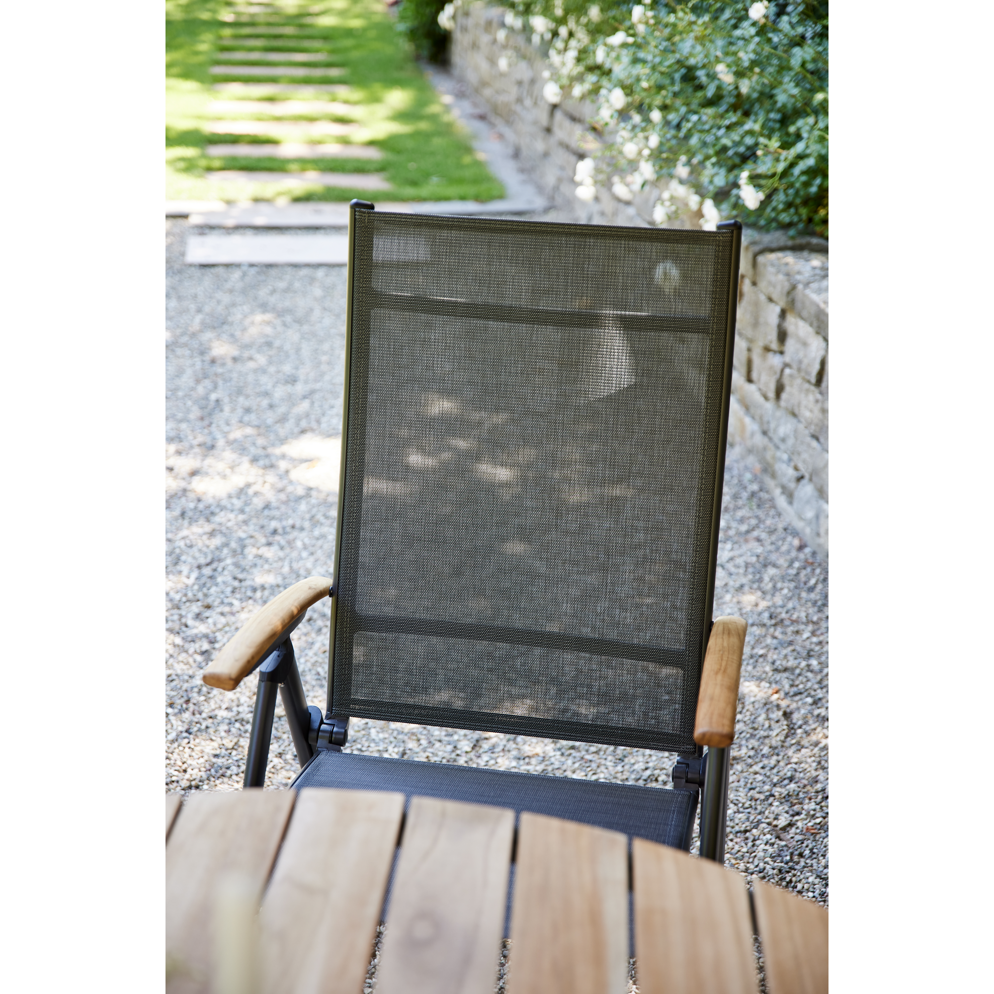 Siena Garden Gartenstuhl 'Savina XL' klappbar Aluminium schwarz/silbern 62,5 x 113 x 72 cm Bild 2