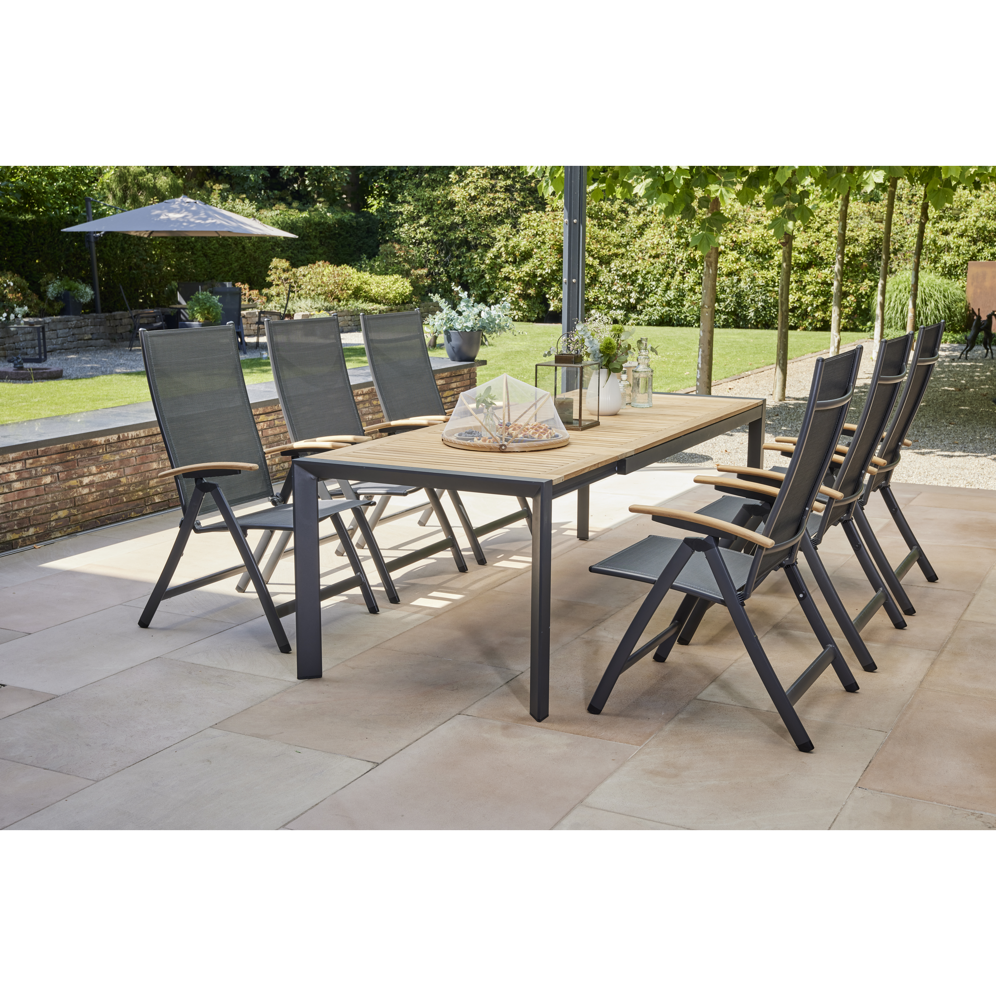 Siena Garden Gartenstuhl 'Savina XL' klappbar Aluminium schwarz/silbern 62,5 x 113 x 72 cm Bild 3