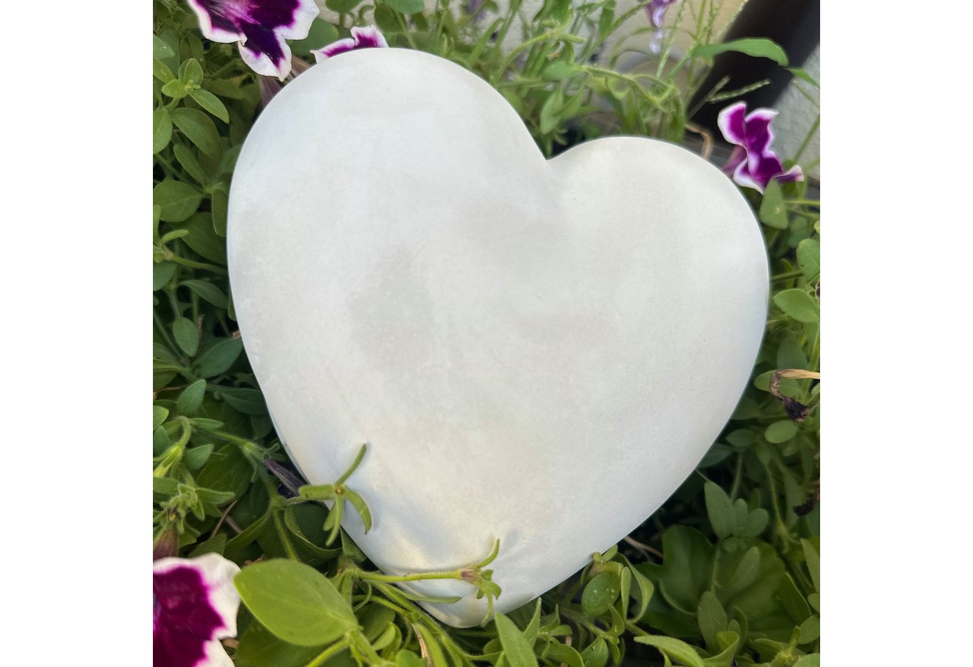 Radami Gartenfigur Herz Grabherz Grabschmuck Dekoherz Steinguss 15 cm 1300g Bild 3