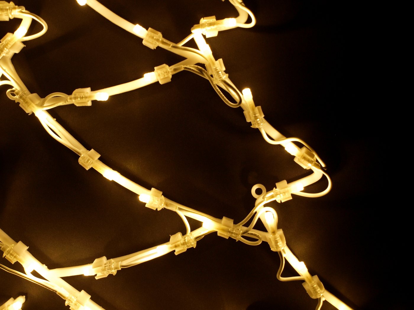 DEGAMO Beleuchtetes Fensterbild STERNSCHNUPPE, 21x51cm, 50 LED weiss, Netzbetrieb 230V Bild 2