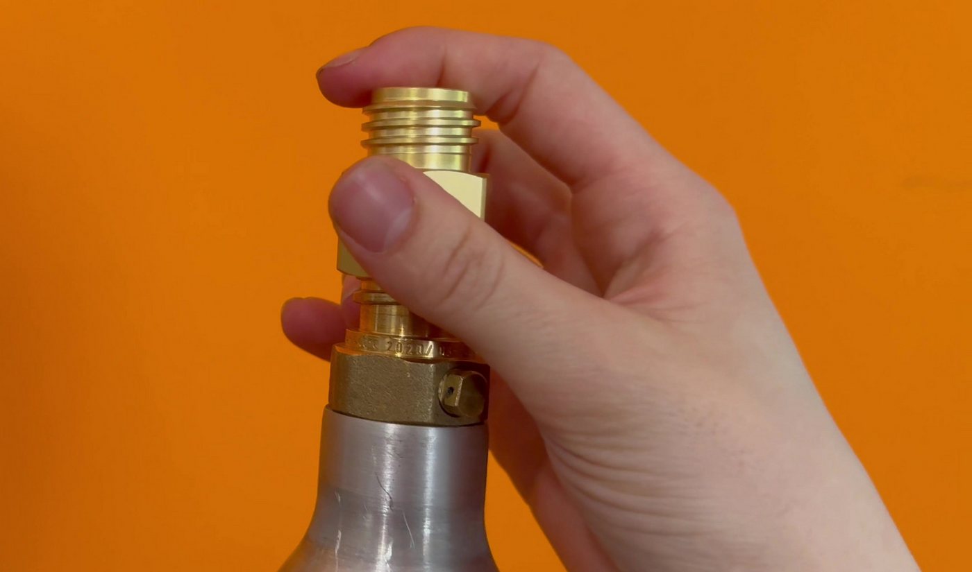 BERNUS Küchenarmatur Umrüstsatz für den Quooker Cube zur Nutzung von CO2-Flaschen (2-St) CO2 Starter-Set zur Nutzung von handelsüblichen CO2-Zylindern Bild 3