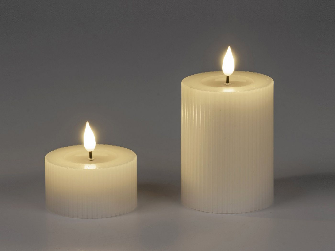 formano LED-Kerze Streifen, LED, mit Timerfunktion, Creme, Rillen, H: 4cm Bild 2