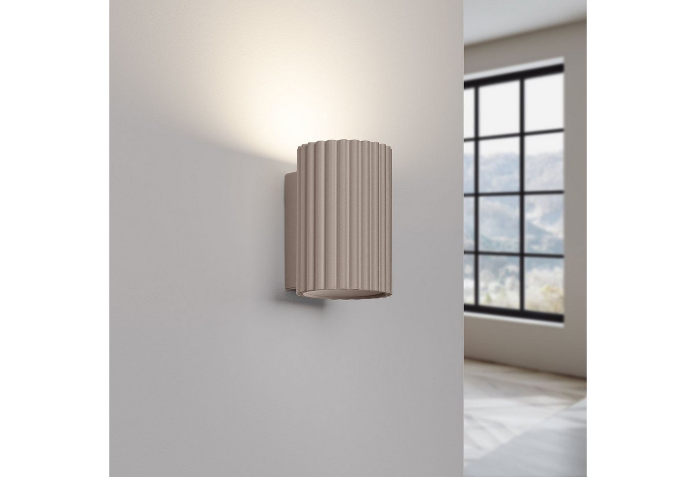 Licht-Erlebnisse Wandleuchte BERTA, ohne Leuchtmittel, Aluminium GU10 IP20 10 cm hoch Up Down Taupe Modern Bild 3