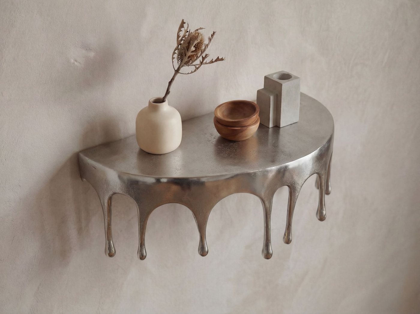 FINEBUY Wandregal FB77466 60cm Aluminium Silber Hängeregal Schweberegal Wandboard Metall, Originelles Hängeregal in edler Tropfenoptik, Komplett aus robustem Aluminium gefertigt Bild 4