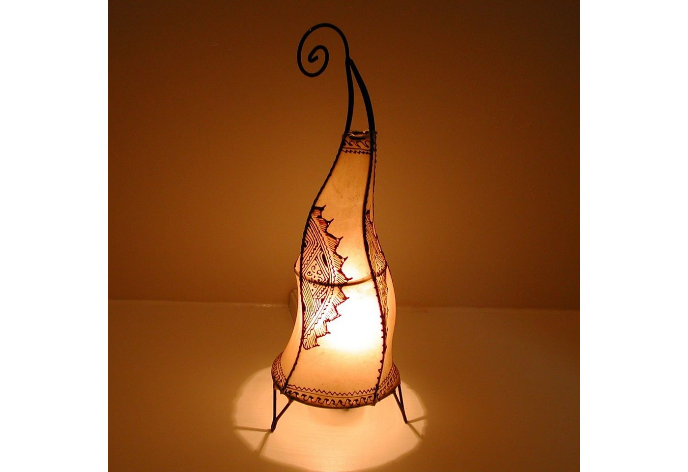 Casa Moro Stehlampe Marokkanische Hennalampe Stehlampe Hissan H60 cm weiss, ohne Leuchtmittel, Handbemalte Lederlampe Hennaleuchte aus echtem Leder L1780