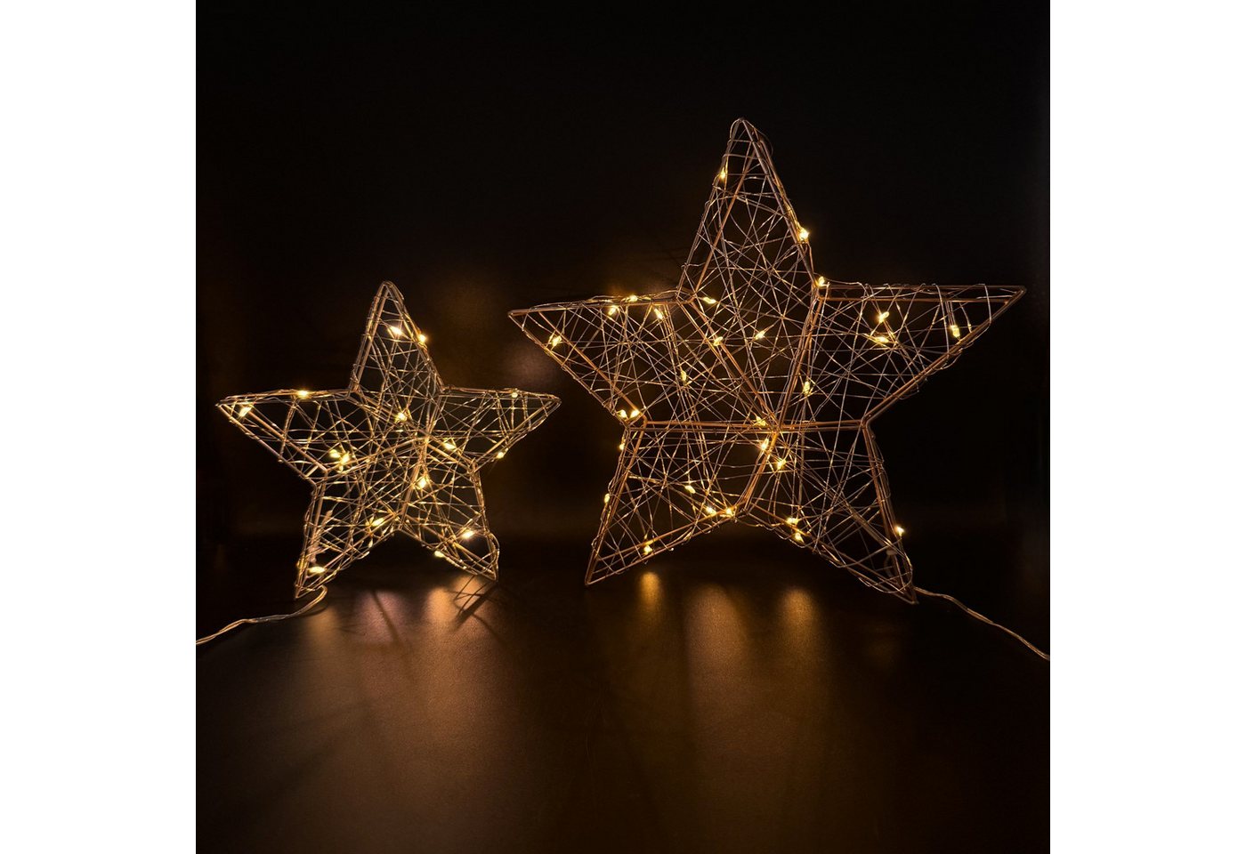 Online-Fuchs LED Dekoobjekt 2 Sterne mit LEDs beleuchtet und 6-Stunden Timer - Weihnachtsdeko, Lichterkette mit 15 und 30 LEDs, warmweiß beleuchtet, schlichte und moderne Weihnachtsdekoration zum Hinstellen Bild 4