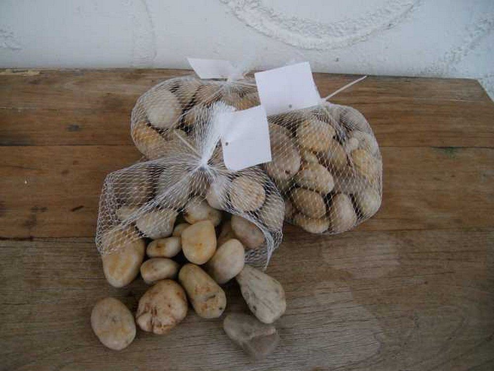 Deko-Impression Dekosteine 3 Kilo Flusssteine Dekosteine Zierkies Flusskiesel creme 3-6 cm, (3-St) Bild 2