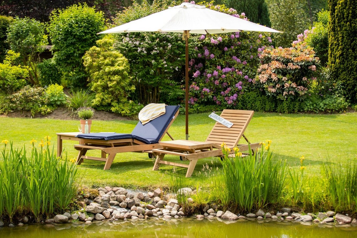 Kai Wiechmann Sonnenschirm Quadratischer Balkonschirm 250 cm als hochwertiger Sonnenschutz, Gartenschirm aus Holz mit Windauslass & UPF 50+ Bild 2