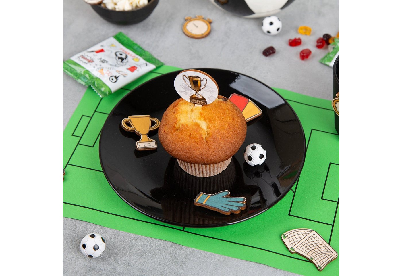 Logbuch-Verlag Aufkleber 24 Stück Fußball Aufkleber Sticker rund 4 cm Tor gelbe Karte Pokal Bild 3