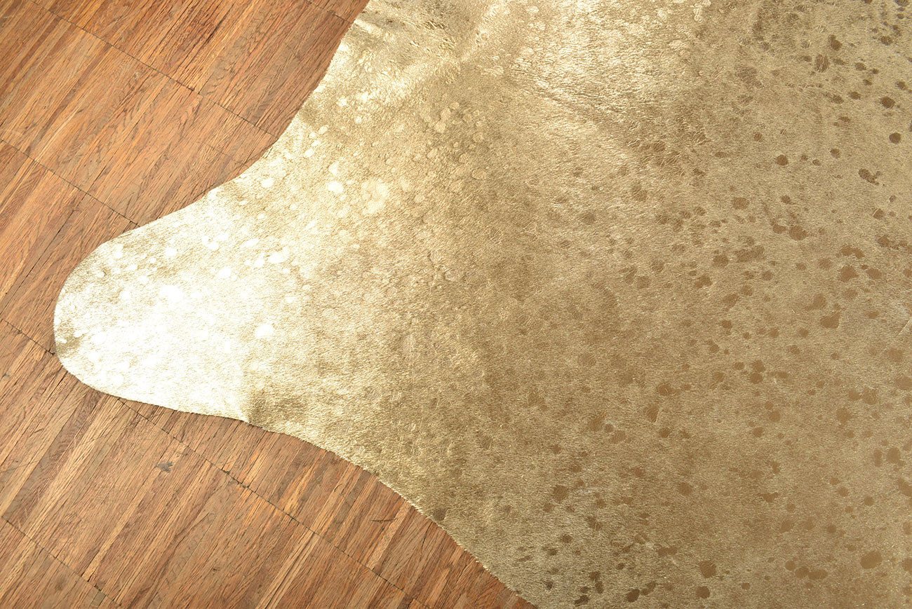 KUHFELL online & NOMAD Fellteppich Echtes Kuhfell Devore Gold 220x190 cm XXL Luxus Rinderfell Teppich Bild 3