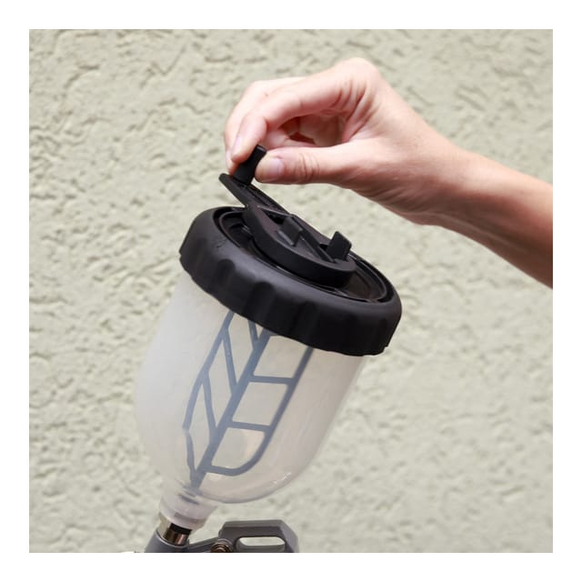 Aerotec Lackierpistole TECH ST 1,5 mm Düse mit PP Fließbecher