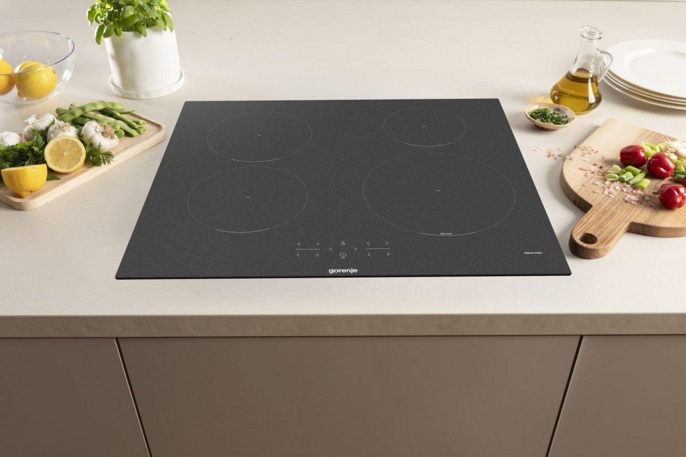 GORENJE Induktions-Kochfeld GI6401MSC matt, kratzresistente matte Oberfläche mit BigZone 23cm & PowerBoost Bild 3