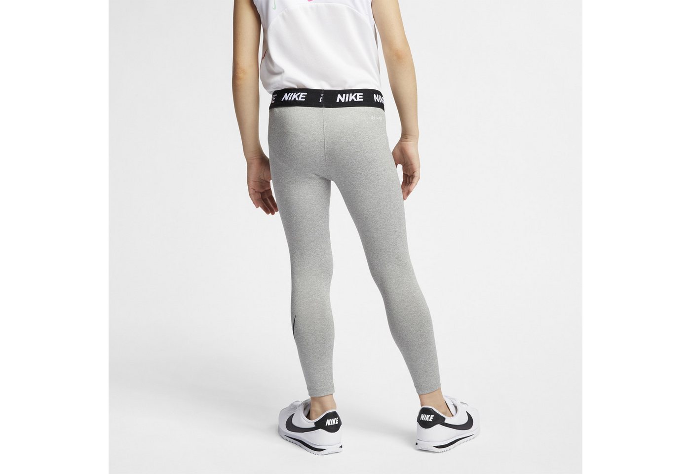 Nike Sportswear Funktionsleggings NKG SPORT ESSENT PRTD LEGGING - für Kinder für Kinder, elastisches Material, extra-enge Beinform