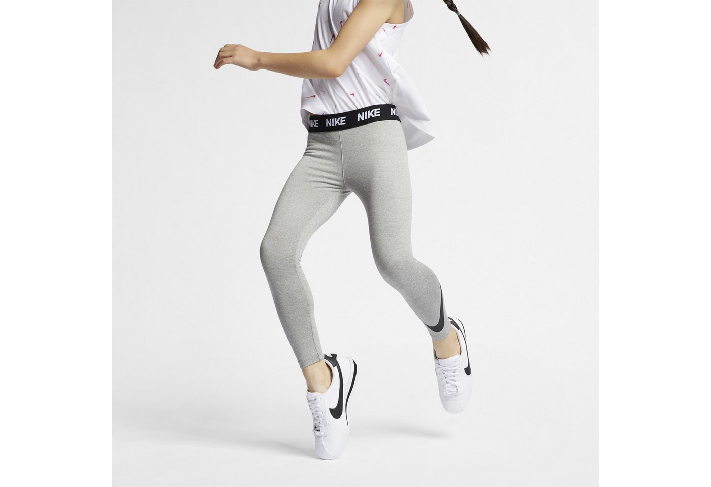 Nike Sportswear Funktionsleggings NKG SPORT ESSENT PRTD LEGGING - für Kinder für Kinder, elastisches Material, extra-enge Beinform Bild 4