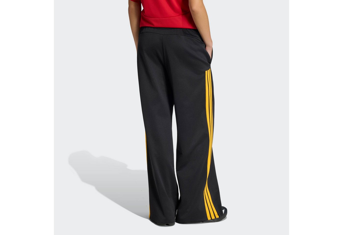 adidas Sportswear Sporthose HOUSE OF TIRO WIDE LEG sportlicher Stil, für Training und Freizeit, mit Kordelverschluss Bild 3