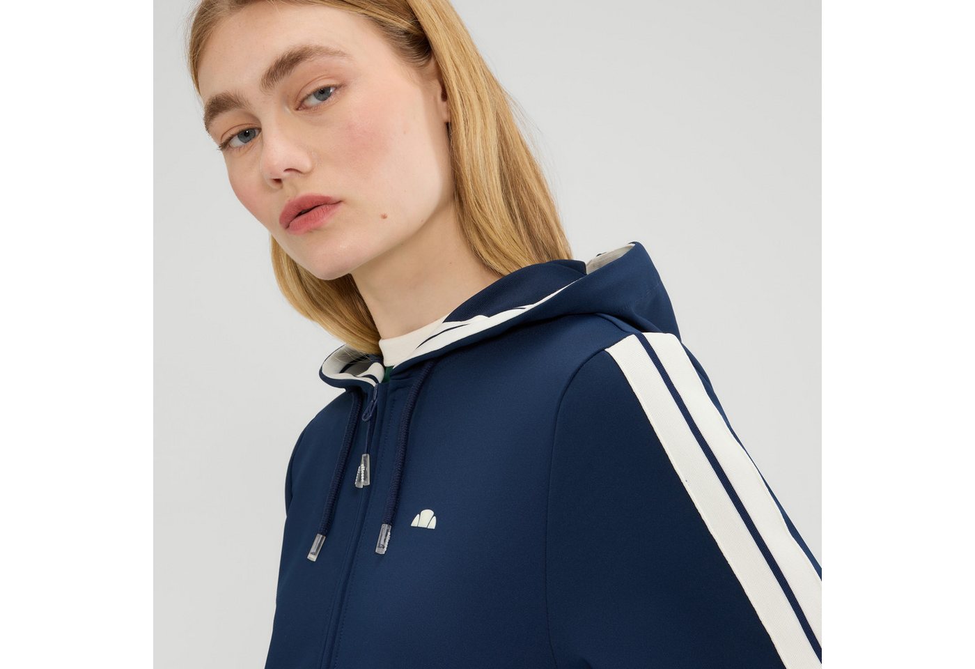 Ellesse Trainingsjacke SAINCOME TRACK JACKET mit Vollreißverschluss, aus Polyester und Elasthan Bild 2