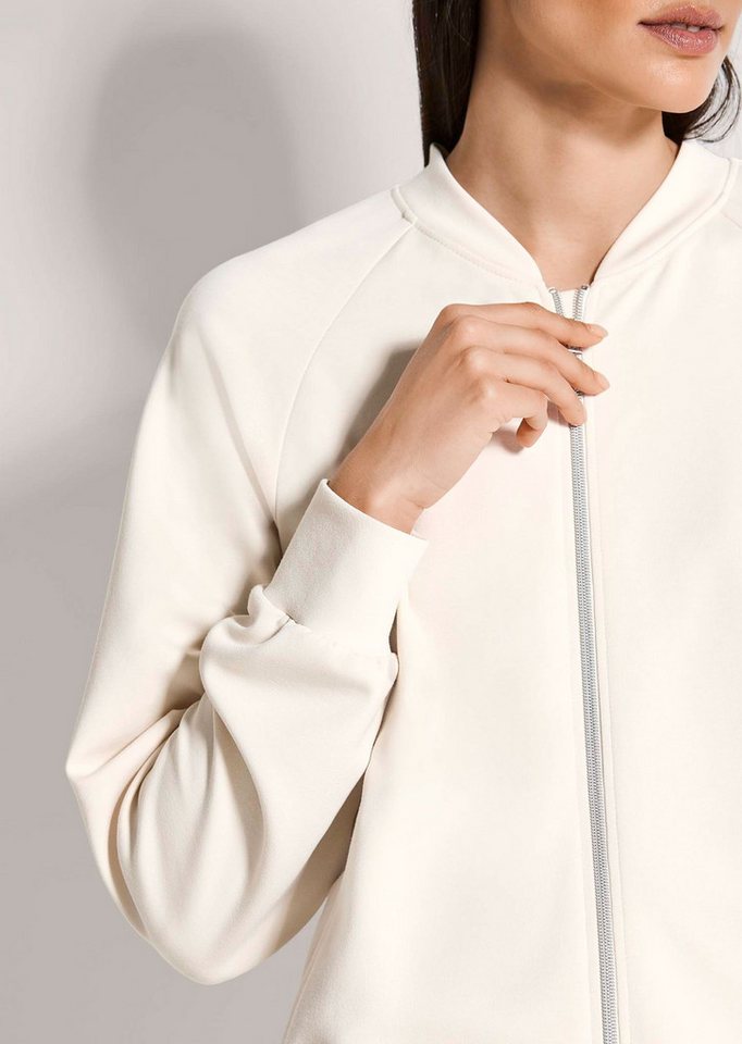 MADELEINE Outdoorjacke Basicjacke mit Blousonkragen Blouson mit Leistentaschen, Reißverschluss und langarm Bild 2