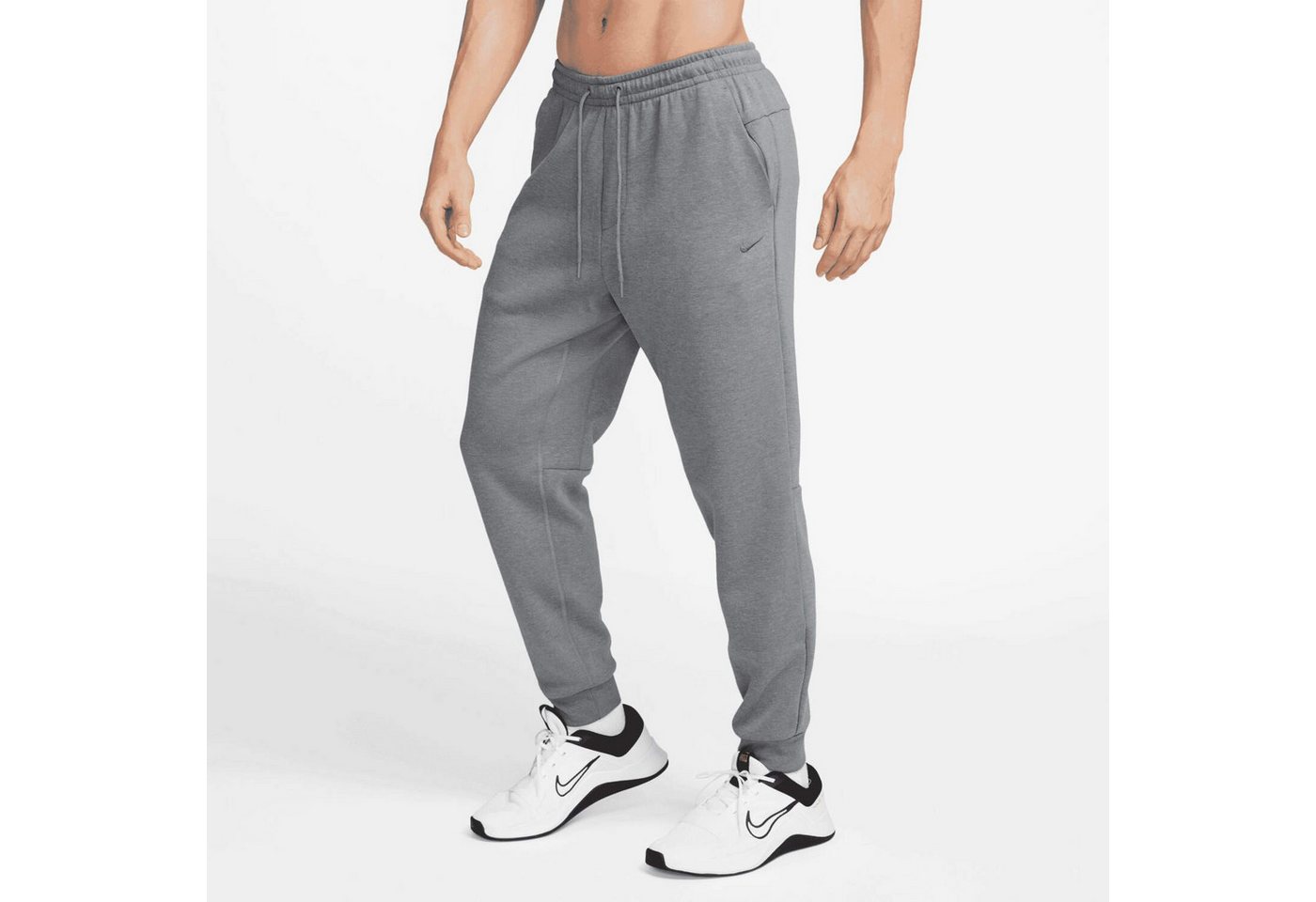 Nike Trainingshose Nike Herren Jogginghose Primary Men s Dri-FIT FZ0975