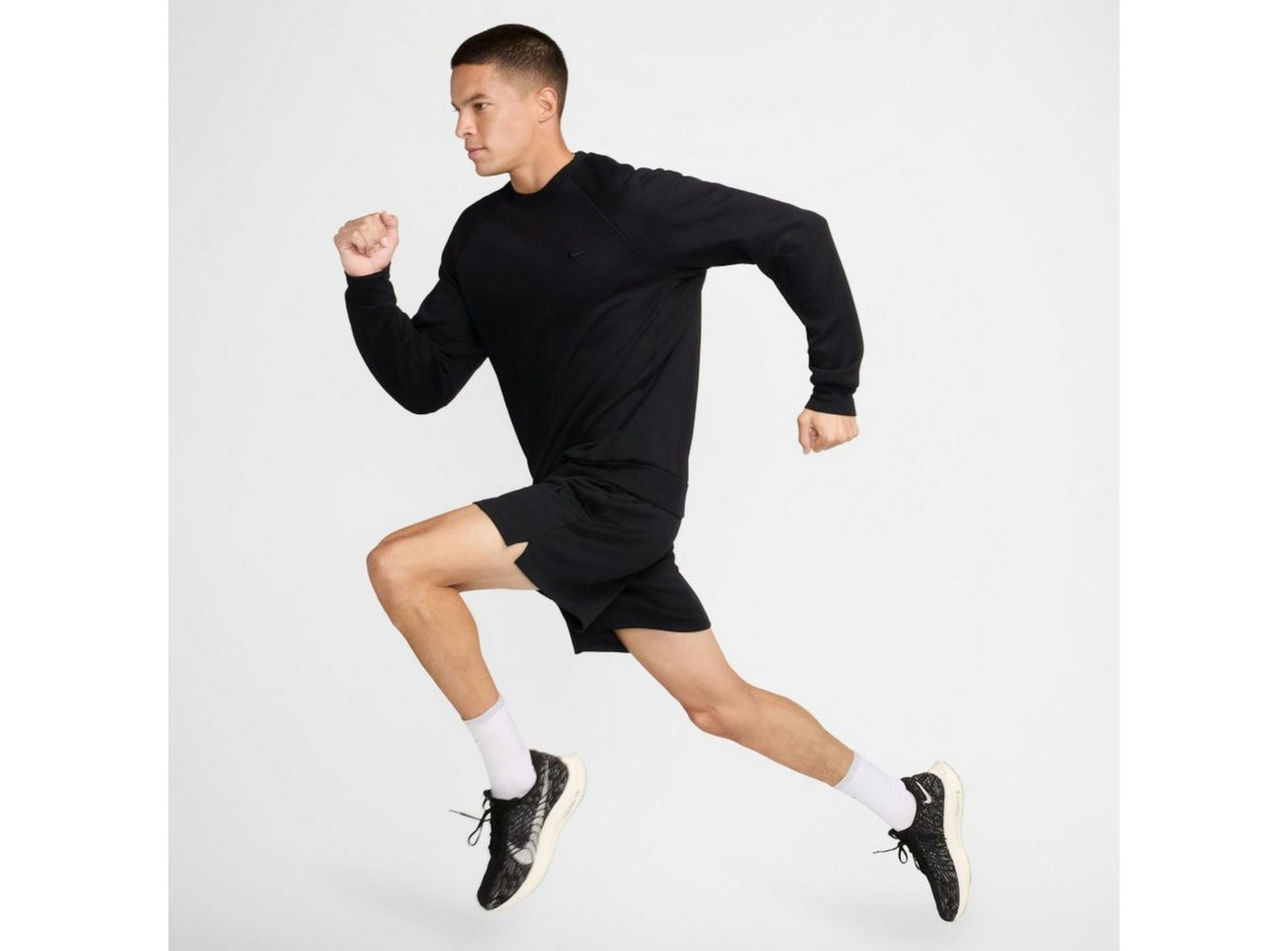 Nike Trainingsshorts Nike Herren Short Primary Men s 7 Dri-FIT FZ0961