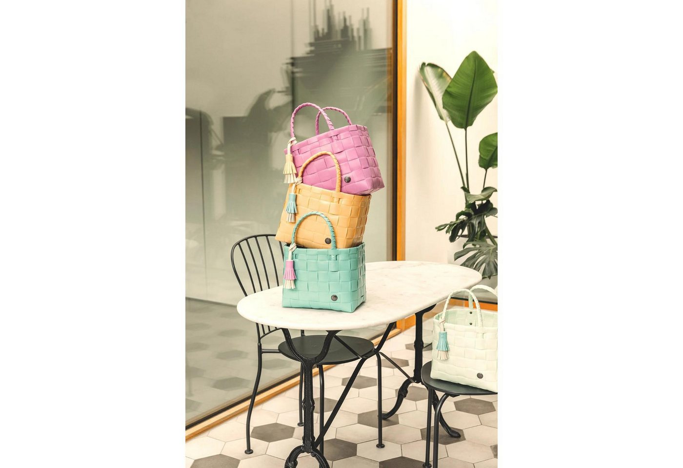 Handed By Einkaufskorb Handed By Shopper Paris Mini Golden Yellow mit Quaste in Soft Aqua Gre
