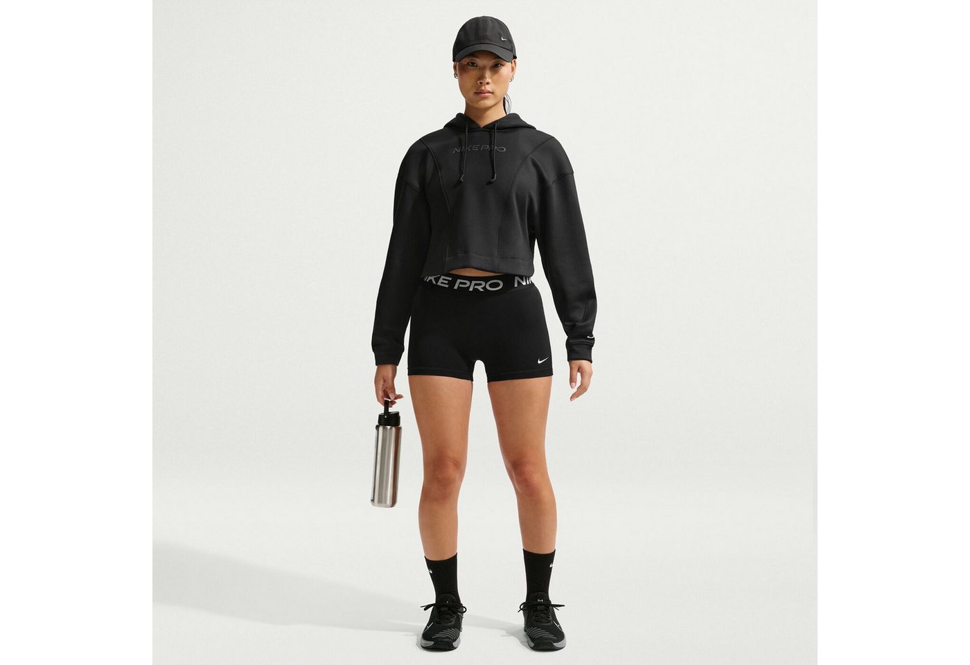 Nike Funktionstights W NP DF 365 MR 3IN SHORT USM SCHWARZ/SILBER Bild 3