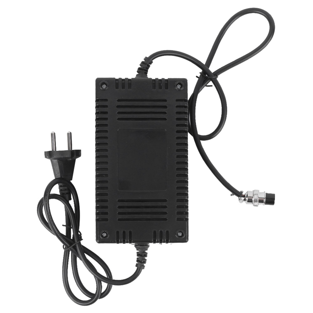 24v Schwarzes Kunststoff-hochleistungsladegerät Für Elektroroller Für Senioren (90-240v)