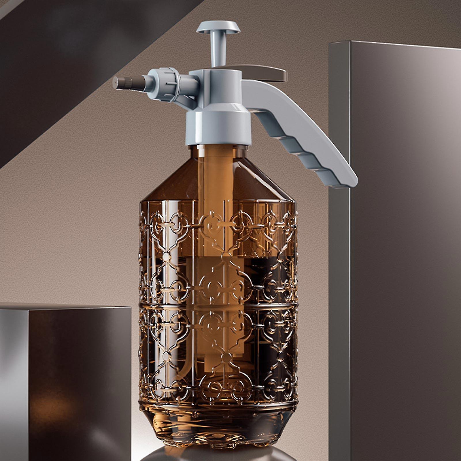 2-liter-feinnebelsprüher Aus Kunststoff, 2023, Mit Toppumpe, Für Pflanzen, Handgeführt, Braune Farbe.