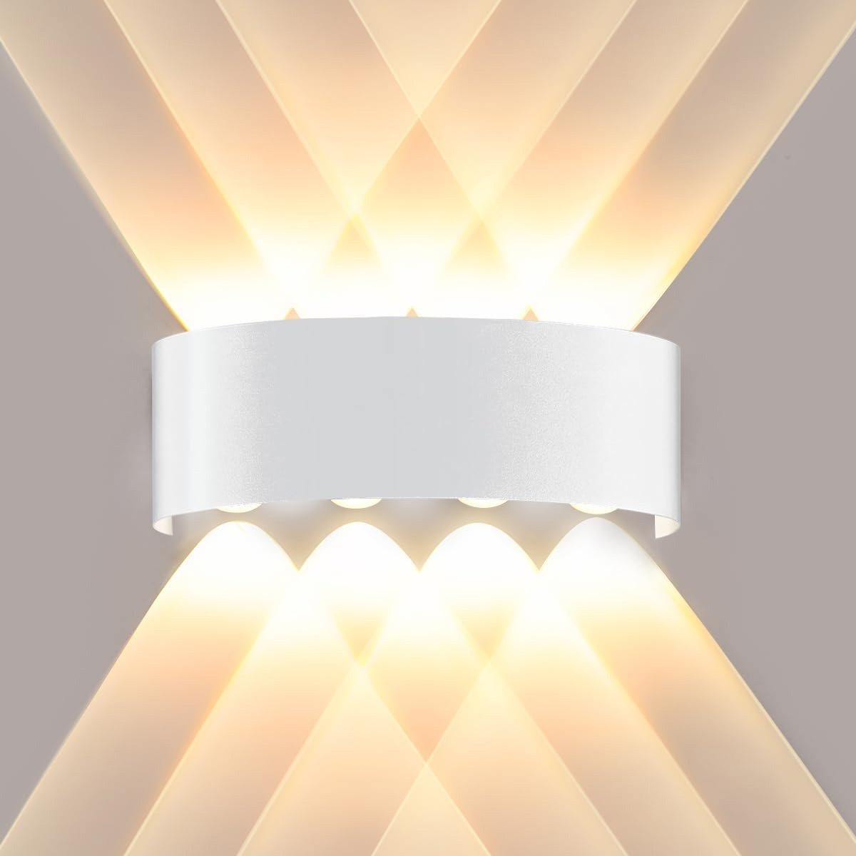 Ersandy – Außenwandleuchte Mit Bewegungsmelder – Ip65 Wasserdicht – 3000k Warmweißes Licht – Oxidationsbeständiges Aluminium – Für Balkone Und Treppenhäuser
