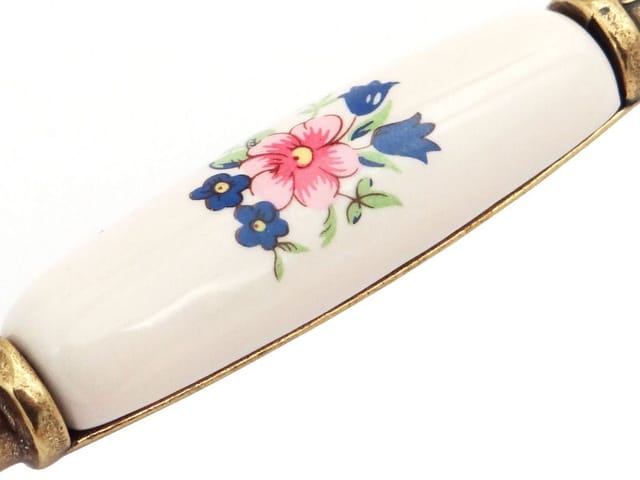 SOTECH Porzellangriff LANDHAUS BA 96 mm Cremefarbig Messingoptik Blume