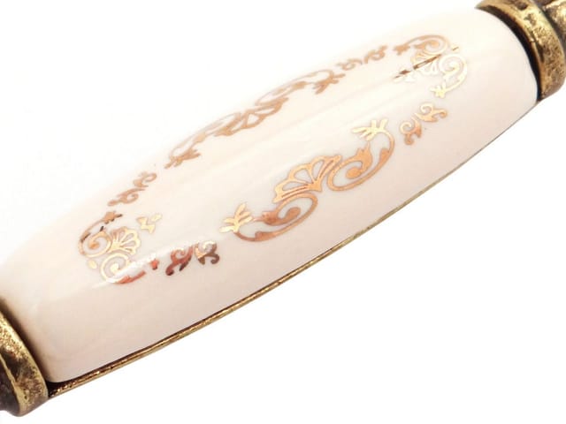 SOTECH Porzellangriff LANDHAUS BA 96 mm Cremefarbig Messingoptik Gold