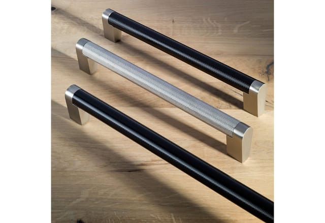SOTECH Stangengriff Relinggriff GRATE BA 192 mm Edelstahl Gerändelt Schwarz Edelstahl Matt