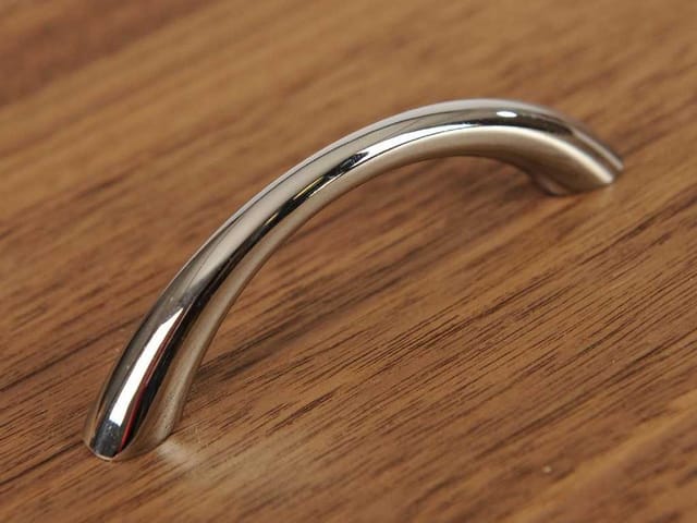 SOTECH Bogengriff HE06 Chrom Poliert BA 64 mm