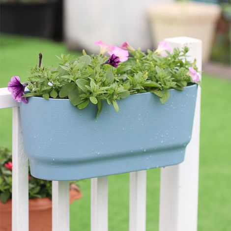 Großer Blauer Hängepflanztopf Aus Kunststoff Für Den Balkon, Ideal Für Die Gartendekoration Im Freien Und Für Die Bepflanzung Von Wohnräumen, 1 Stück