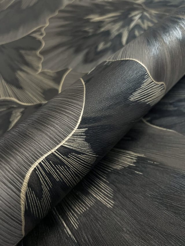 Newroom Vliestapete Petricca Schwarz Blumen Natur Strukturiert FSC®