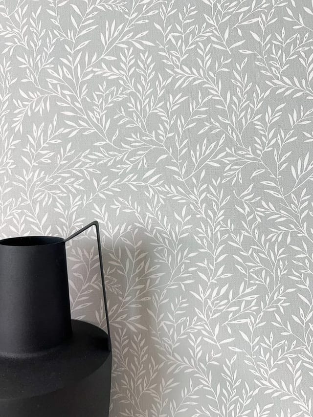 Newroom Vliestapete Erica Grey Zweige Floral FSC®