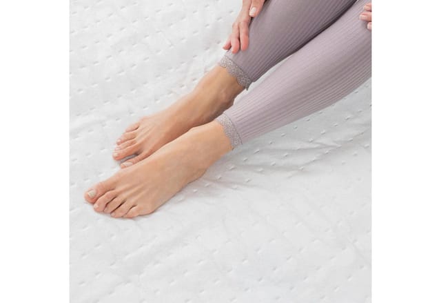 medisana HU 666 Wärmeunterbett mit 3 Temperaturstufen in den Maßen 150 x 80 cm