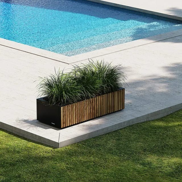 Herstera Garden Pflanzkübel Deco Planter Xic Wood M 40 cm x 100 cm x 25 cm FSC®
