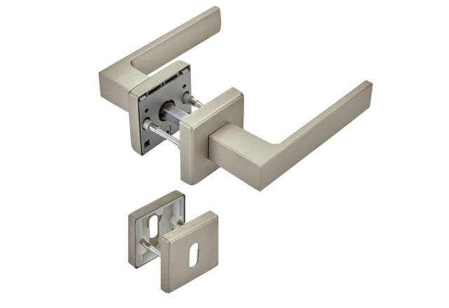 SOTECH Türdrückergarnitur CUBE Edelstahloptik Matt Rosette Buntbart mit Befestigungsmaterial