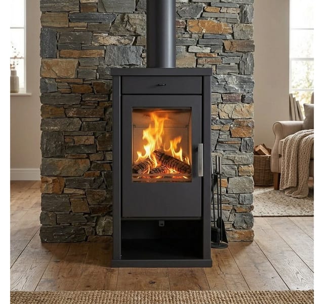 Victoria Kaminofen Vanessa Lux Schwarz mit 7,52 kW