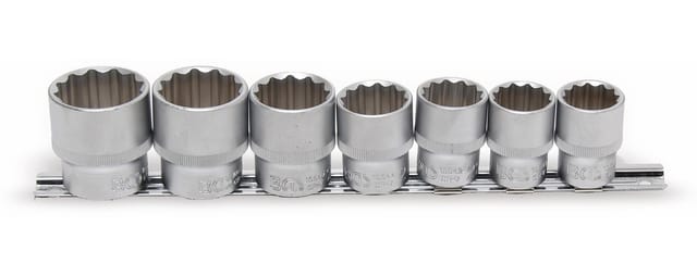 BGS Steckschlüssel Einsatz Satz Zwölfkant Antrieb Innenvierkant 12 5 Mm 1 2 Zoll SW 20 32 Mm 7Tlg 9109