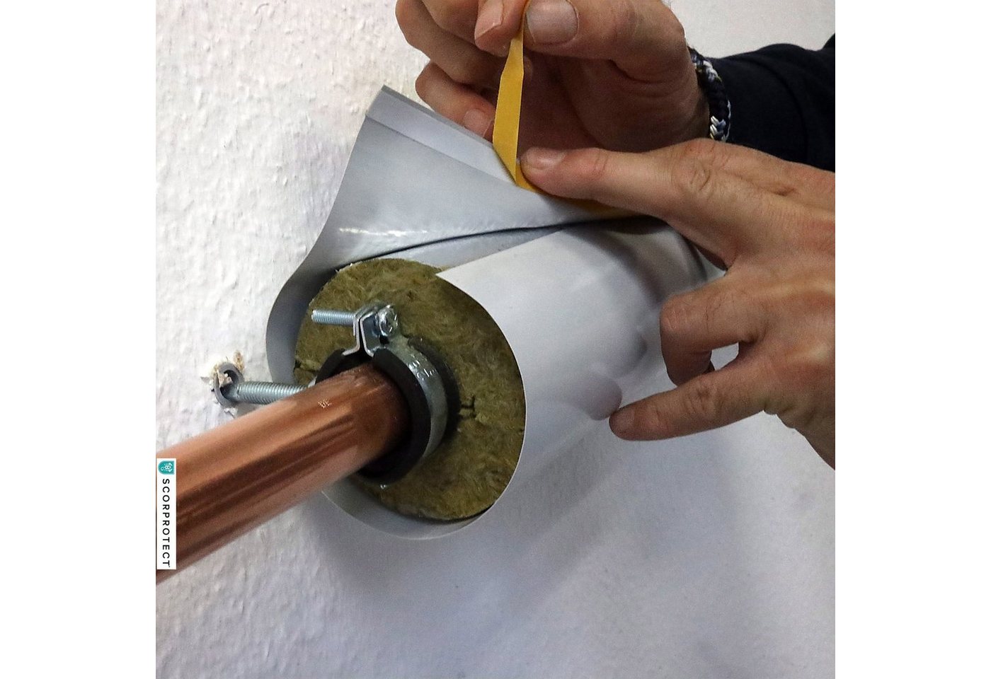 Scorprotect® Steinwolle PVC Folienzuschnitt selbstklebend hellgrau für gedämmte Rohre Bild 2