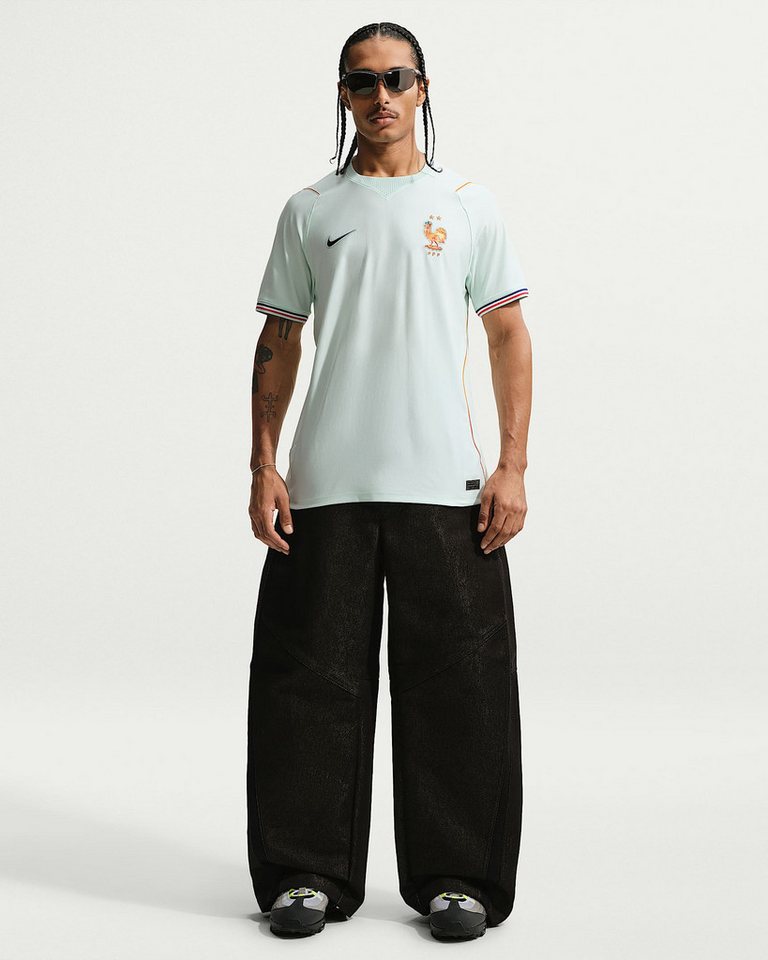 Nike Fußballtrikot Frankreich 2026 Auswärts Replika-Fußballtrikot (Herren) für Training und Freizeit, mit Dri-FIT-Technologie Bild 4