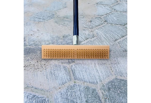 Relaxdays Drahtbesen 2er Set Buchenholz Stahlborsten 30 cm Breite