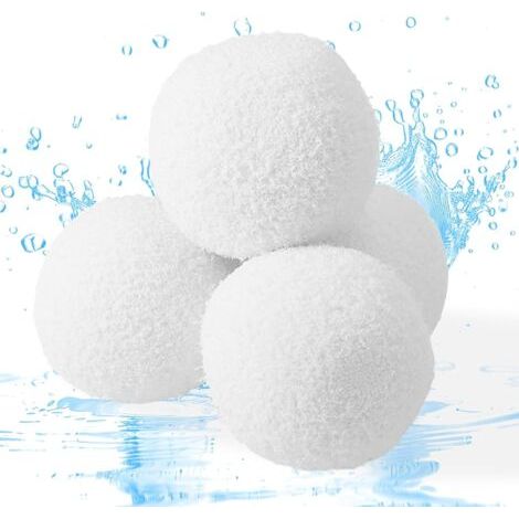 Set Mit 4 Effektiven Schwimmschwämmen Für Whirlpools Und Pools, Die Verunreinigungen Und Öle Absorbieren. Weiße Filterbälle Für Schwimmbäder.