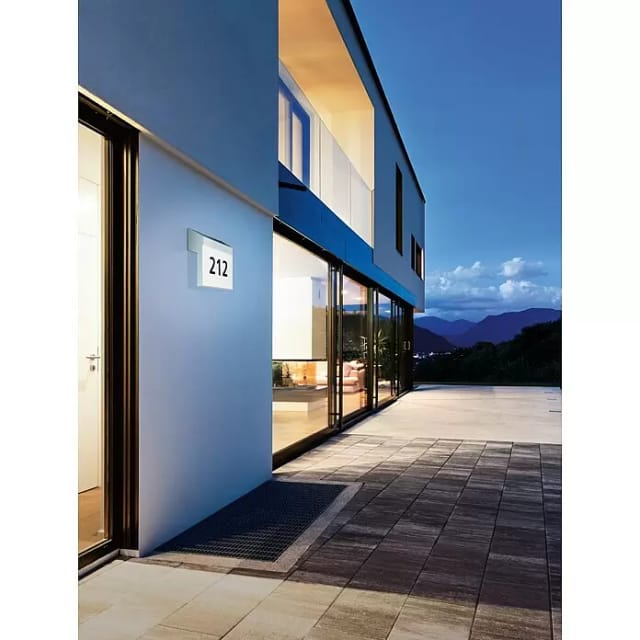 Eglo LED-Solar-Wandleuchte Lunano mit Hausnummer Silber