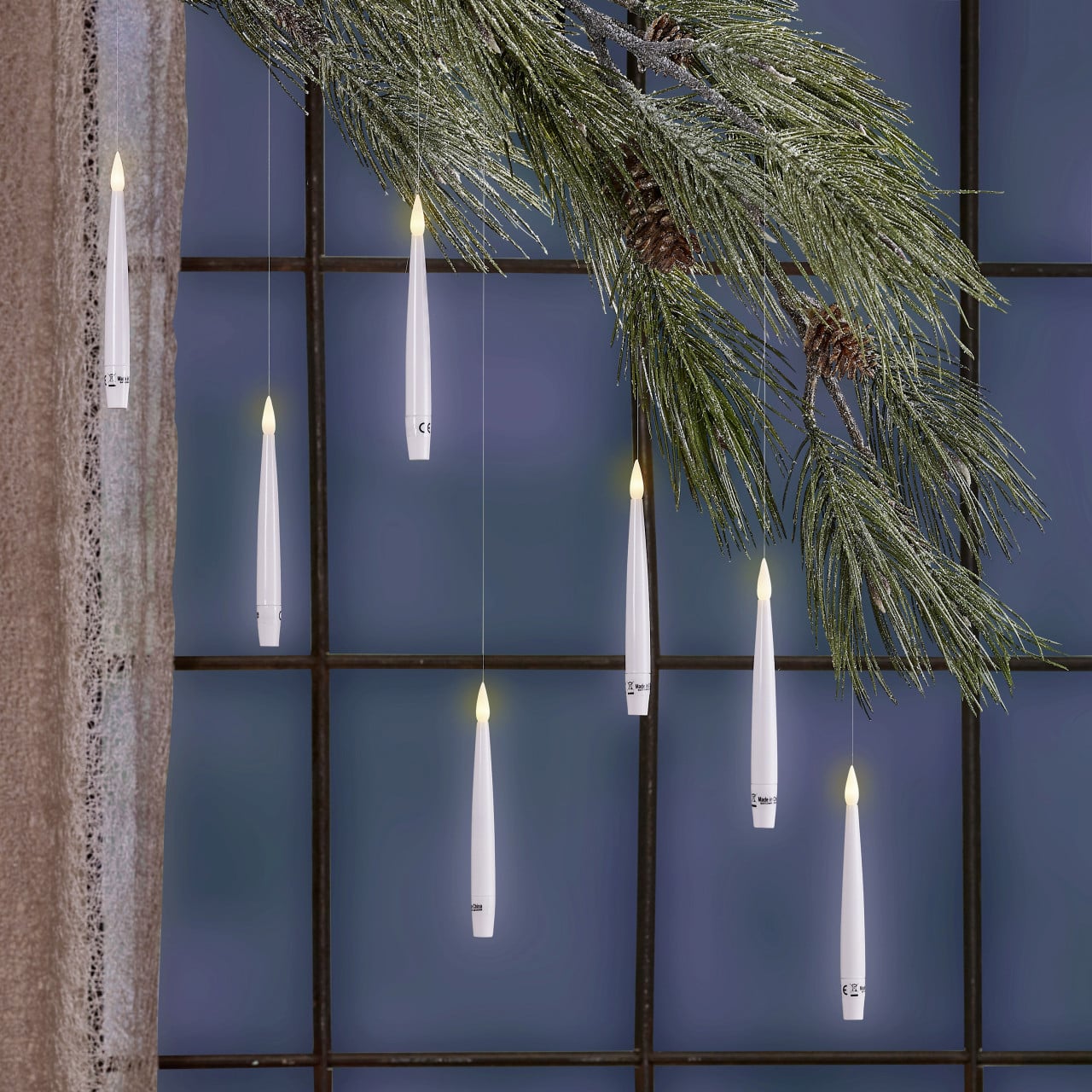 Mica Decorations LED-Kerzen Schwebende 15,5 cm x Ø 1,5 cm Weiß Bild 2