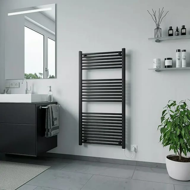 Azur Elektrischer Handtuchwärmer Kitty 120 x 60 cm 600 W Typ 1 Schwarz